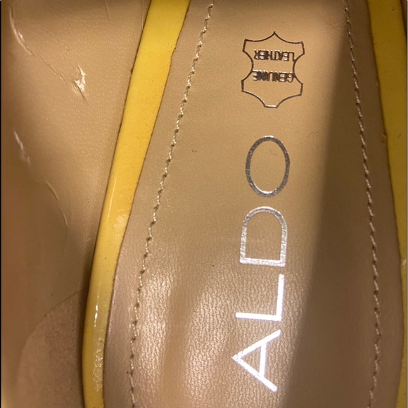 Beautiful Genuine Leather Yellow Pumps - Picture 6 of 7